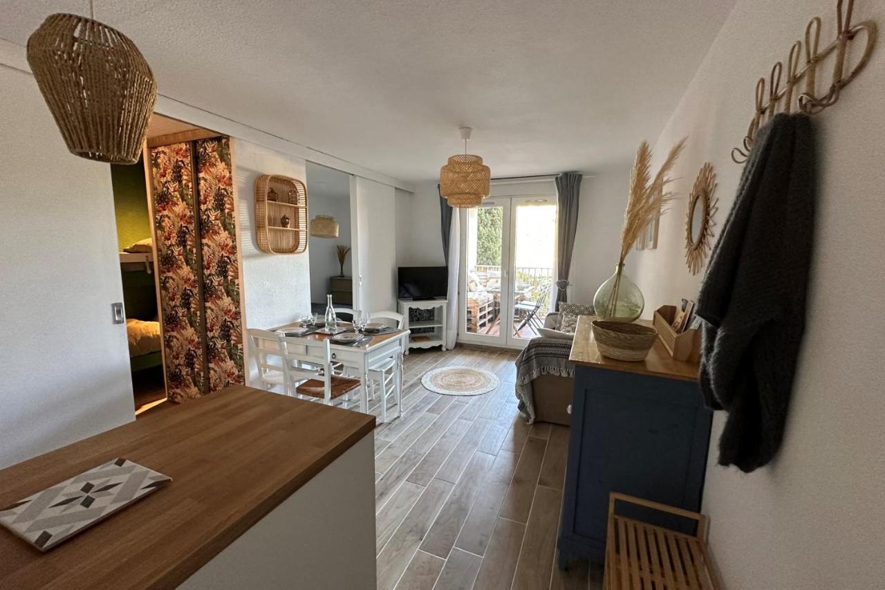 Very Cosy Apartment At 200 M From The Beaches La Londe-les-Maures Zewnętrze zdjęcie